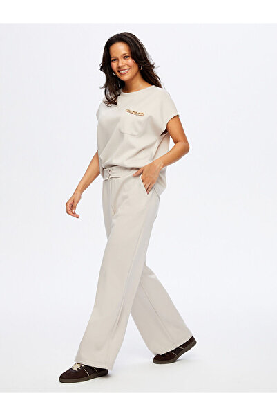 Faik Sönmez Relax Kemeri Çapraz Dikiş Detaylı Wide Leg Fit Örme Pantolon W26P...