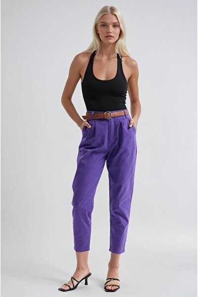 Lijuri Self-belted carrot pants 0107