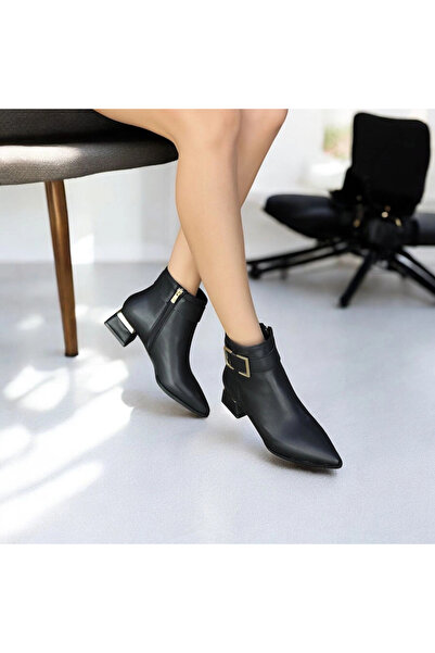 EFW KADIN YANDAN TOKALI SİVRİ BURUN SİYAH BOT GOLD DETAY