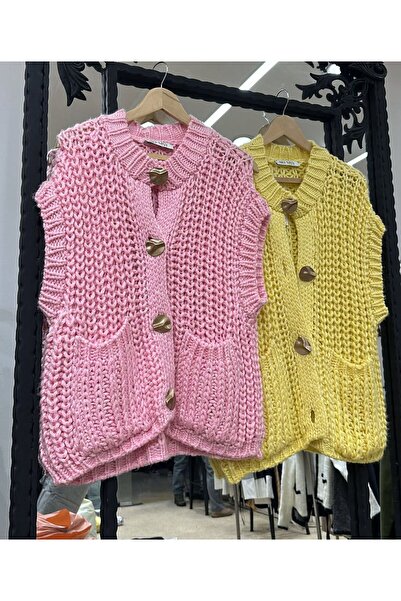 MODAGK Thick Knitted Premium Trend Vest with Gold Buttons