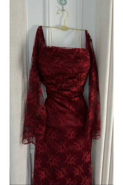 hind fashion Burgundy lace evening dress
