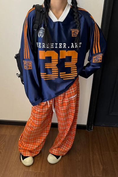 İlayda Toprak Mershier Art Vintage Retro V Yaka Unisex Oversize Forma T-Shirt