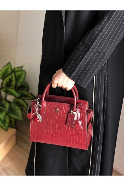 GGGG Bags with their accessories