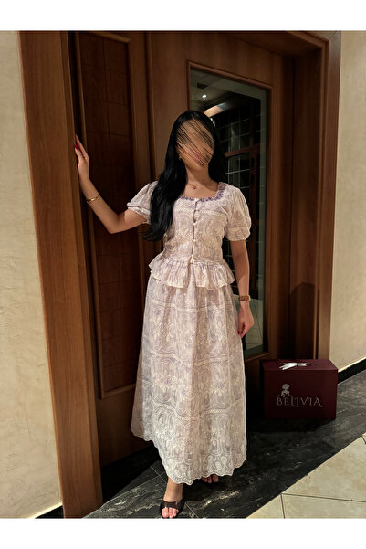 belivia Blouse and skirt set with embossed patterns