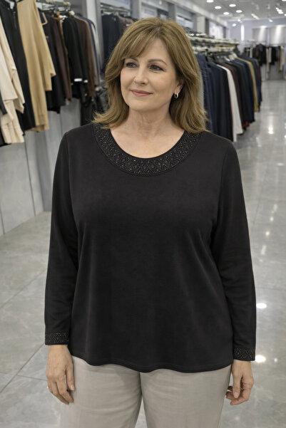 Mutlu Ertan Women's Bluz with Stone on the Collar and Sleeves