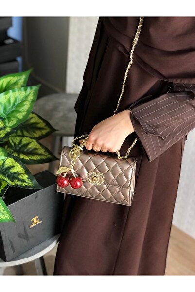 GGGG Bags with their accessories