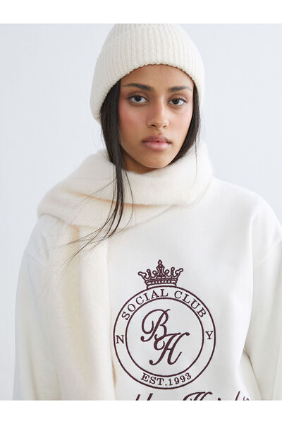 LC Waikiki Ecru New York Embroidered Oversized Women's Thick Sweatshirt