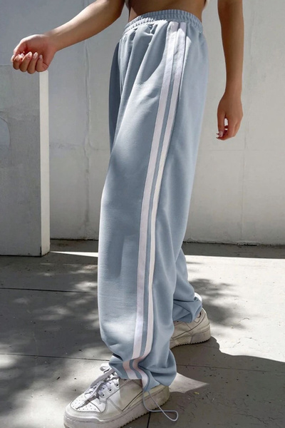 İlayda Toprak Μπλε φόρμα με λευκή ρίγα και ζώνη, oversized