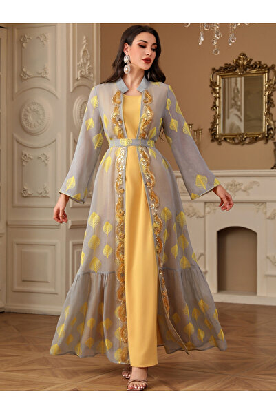 Take Two By Styli طقم كيمونو نسائي مزين بتطريزات ترتر وحزام مع فستان