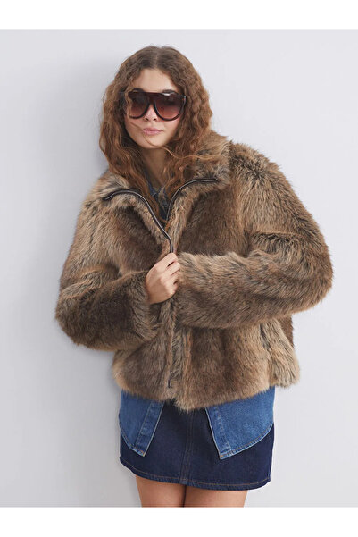 LC Waikiki Mock Neck Women Faux Fur Coat