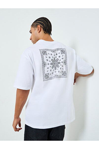 Styli Men White Graphic Print Oversized T-Shirt