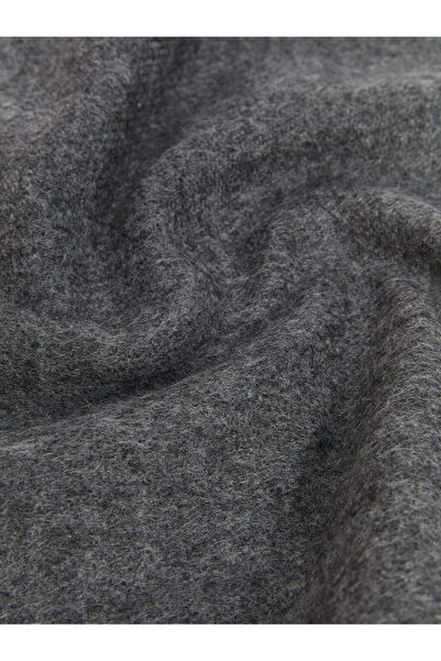 LC Waikiki Short Tassel Men's Scarf