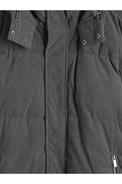 LC Waikiki Comfortable Fit Mock Neck Velvet Men's Puffer Jacket