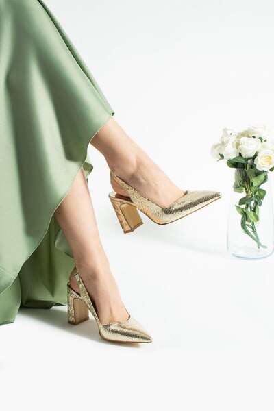 ELVI γυναικεία ψηλοτάκουνα παπούτσια με χρυσό σχέδιο [9]εκ.