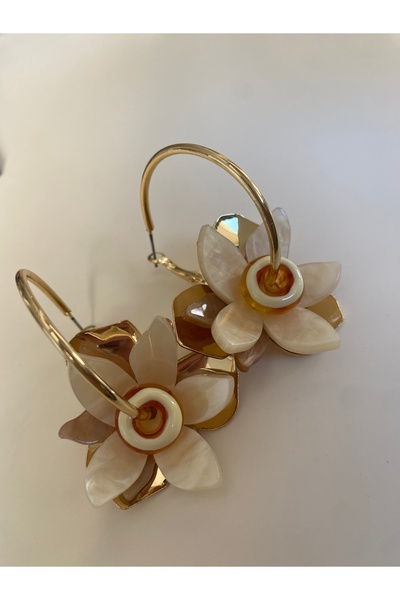 JEWELRY Gold Color Hoop Earrings with Flower Shape Detail – Multi-Colored