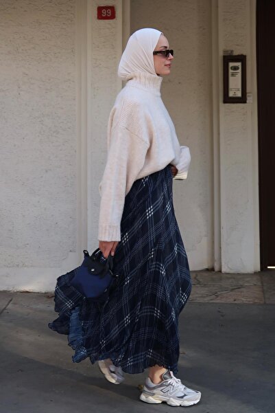 Moca Mayssa Plaid Skirt Navy Blue