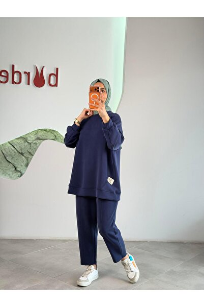 İkoll Lacivert Renk Kesik Ve Etiket Detaylı Takım