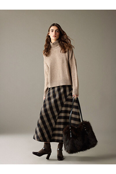 LC Waikiki Selections I Waist Zipper Checkered Embroidered Flared Skirt from ...