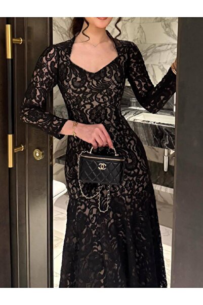 Farah Fashion The elegant material/lace, of course, is original and has stretch.