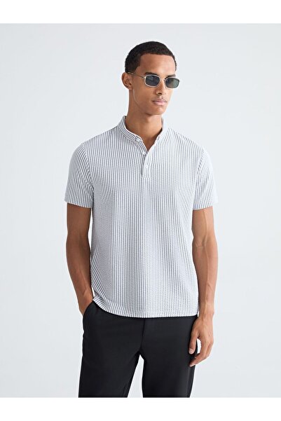 LC Waikiki Ανδρικό μπλουζάκι με ριγέ γιακά δικαστή