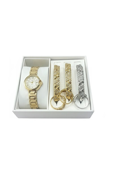 Boutique A luxurious women's accessory set consisting of four matching pieces