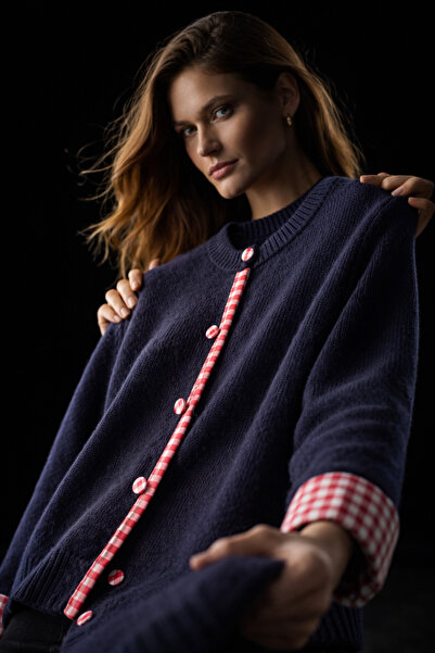 studio fashion 1988 Women's Navy Blue Gingham Paneled Knitwear Cardigan