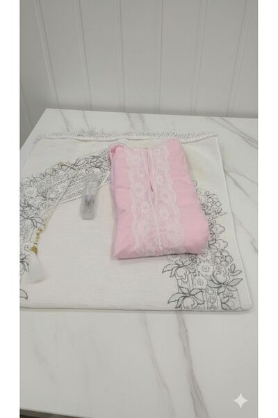 Fashion Details Women's prayer rug set with luxurious embroidery
