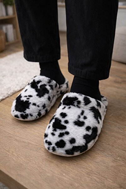ARONA Siyah Beyaz İnek Desenli Peluş Ev Terliği