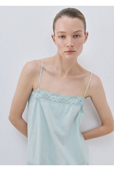 MANGO Woman Pamuklu dantel detaylı gecelik