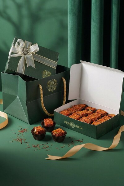 Paşa Dairesi حلوى اللوكم الفاخرة بالزعفران والفستق في علبة هدايا 350 جرام