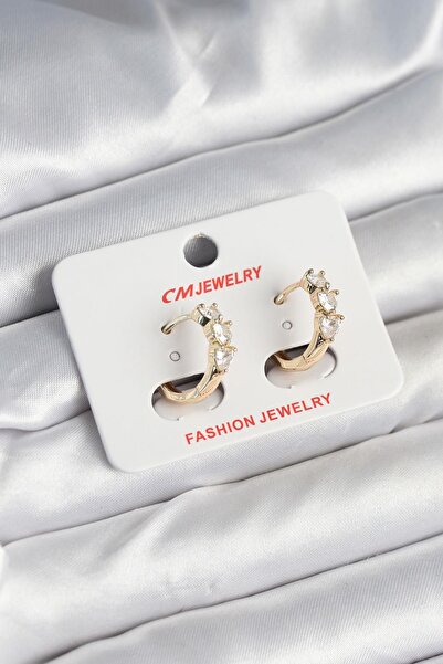 Clariss أقراط نسائية من النحاس باللون الذهبي على شكل قلب مرصعة بأحجار الزركون