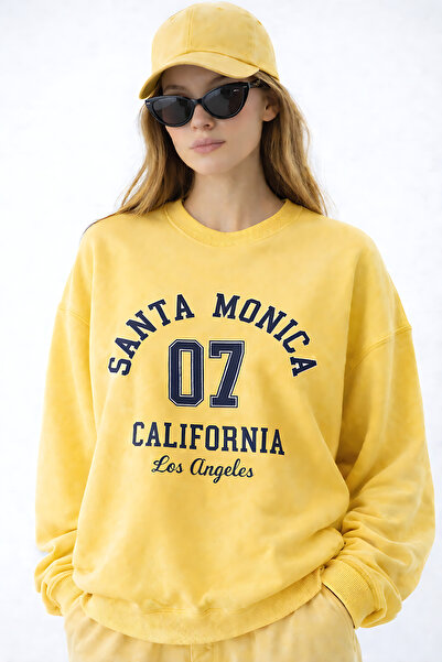 ArtYus Santa Monica Printed Relaxed Fit Fleece-Lined 3 Thread Crewneck Sweats...