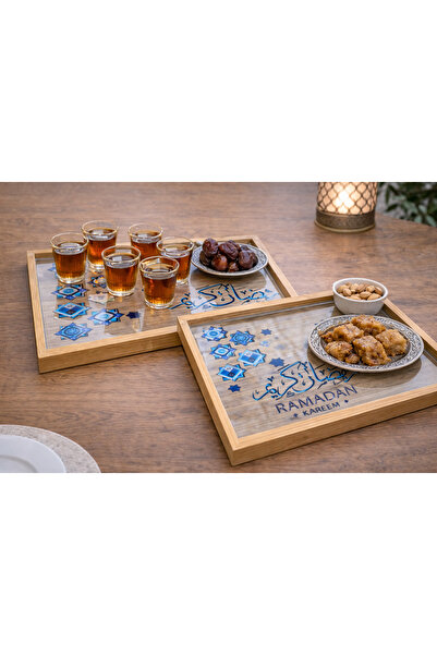LUXURIOUS TRAY Elegant wooden tray set with a glass base – a taste that will ...