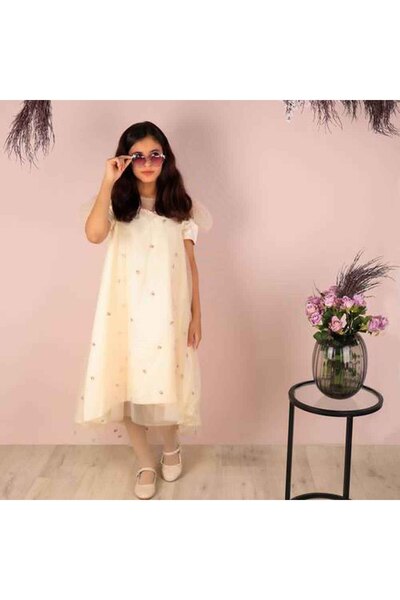 Mamnon off-white dress with roses