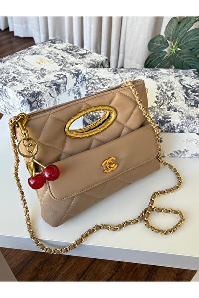 GGGG Bags with their accessories