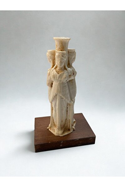ANATOLİAMUSEUM Hecate Epipyrgidia Heykeli
