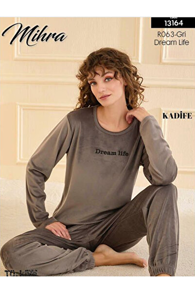 Mihra Velvet Basic Pajama Set
