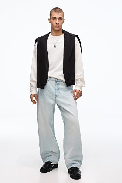 Bershka İşlemeli barrel fit jean