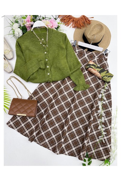 YEDİLALE Carnation Knitwear Cardigan Plaid Flared Skirt Two-Piece Set [Cardig...