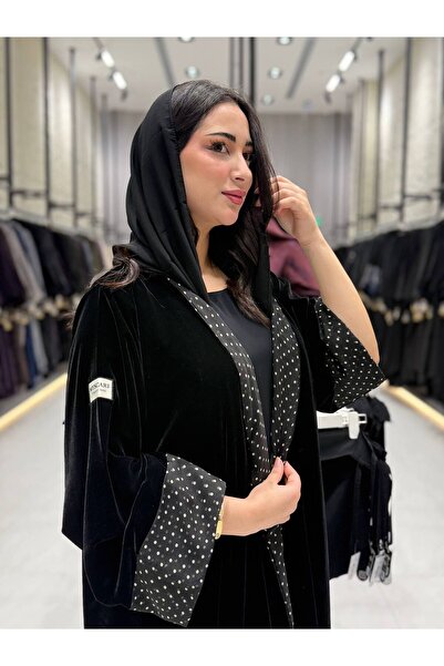AYA MWT571 - عباية مخمل أسود بأكمام منقطة دبل فيس