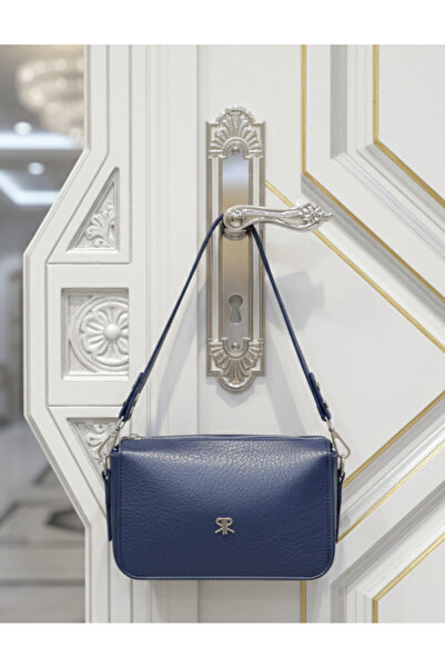 Çanta Trend Polo of Colors Women's Shoulder and Crossbody Bag with Adjustable...