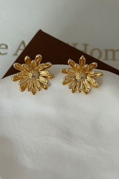 MioArt Women's Gold Luxury Flower Pattern Earrings