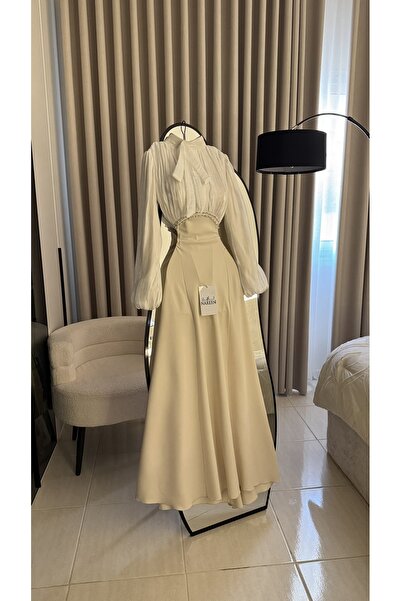 Nareen Fashion A soft, elegant, and modest dress