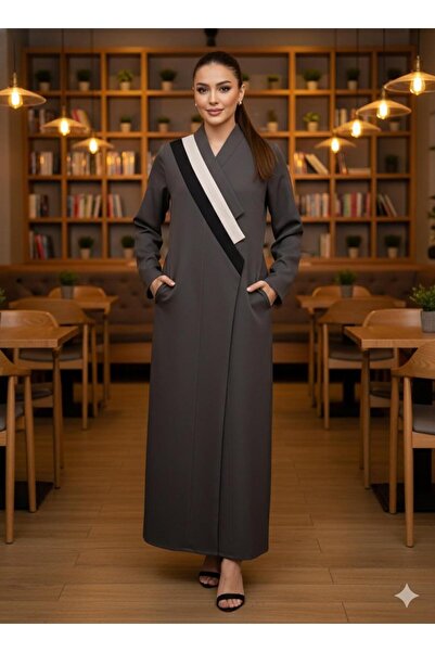 Ch Very luxurious abaya and blazer