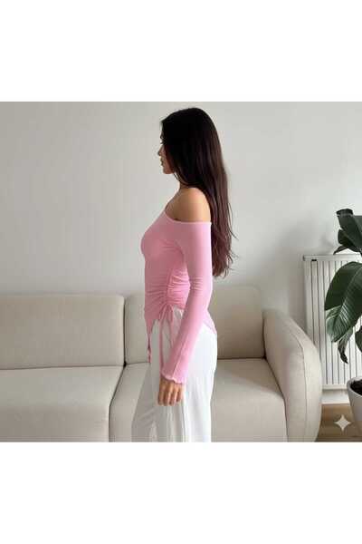 MODA الوردي، الرقبة الكلاسيكية، الكتف المكشوف، القطع غير المتماثل، الأكمام المطوية من الجانب، بدلة الجسم من قماش المودال شق