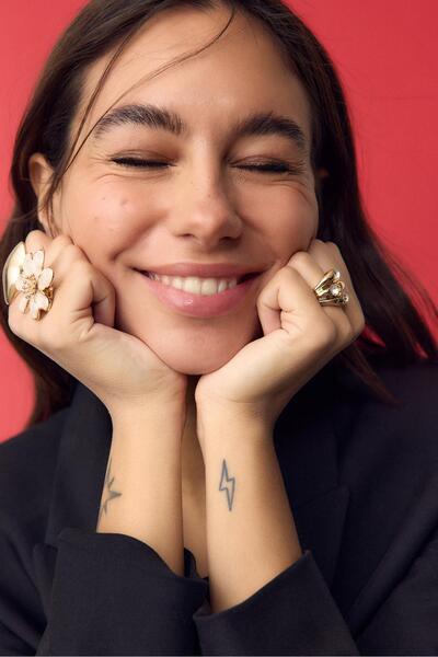 Stradivarius 3'lü emaye çiçek yüzük seti