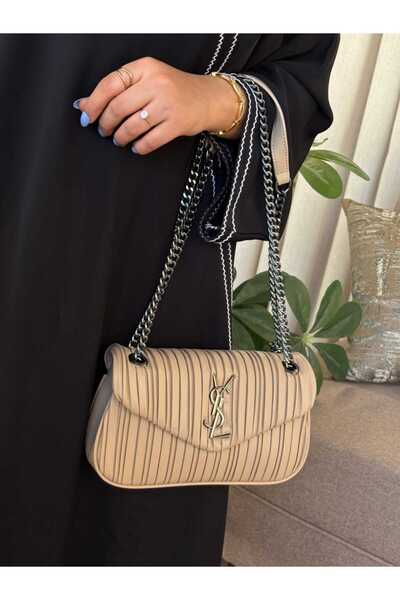 بيت الجملة (translated: House of Wholesale) evening bag