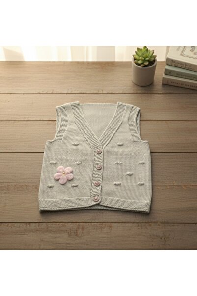 POFUDUK Kız Bebek Çiçek Detaylı El Örgüsü Görünümlü Triko Yelek - Bej/Ekru