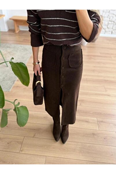 Ecenin Favorileri Brown Slit stamp skirt with front pocket detail