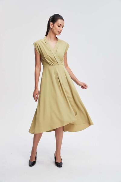 Nichii Pink Solid Midi V-Neck Dress